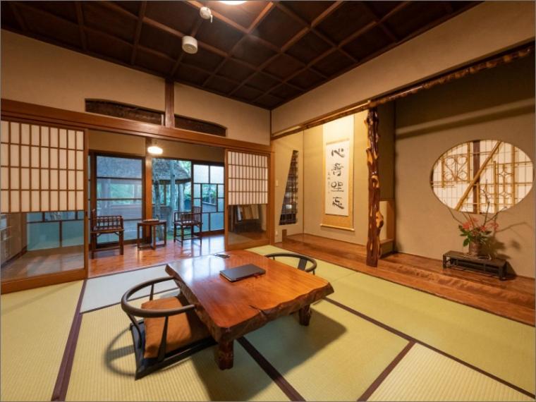 Nihon-No-Ashitaba Hotel Yufu Bagian luar foto