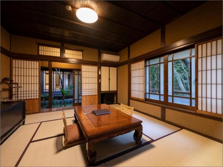 Nihon-No-Ashitaba Hotel Yufu Ruang foto