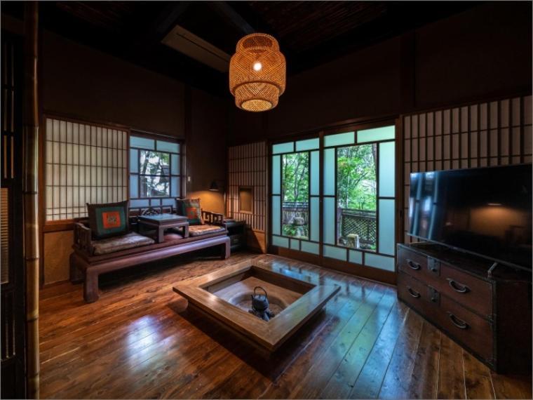 Nihon-No-Ashitaba Hotel Yufu Ruang foto